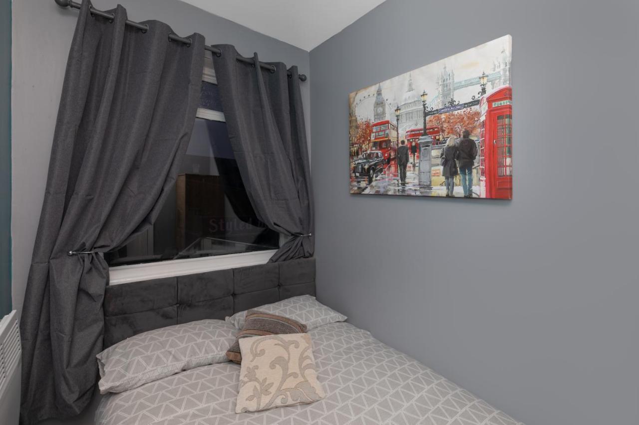Central Roof Terrace Apartment Stockton-on-Tees Kültér fotó